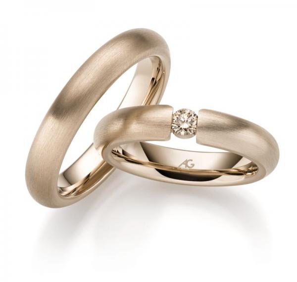 August Gerstner Trauringe Haselnuss 4/31306/4.5 + 31306/4.5
