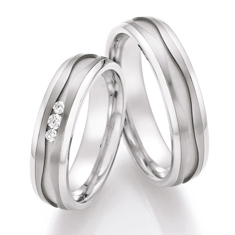 Partnerringe aus Titan